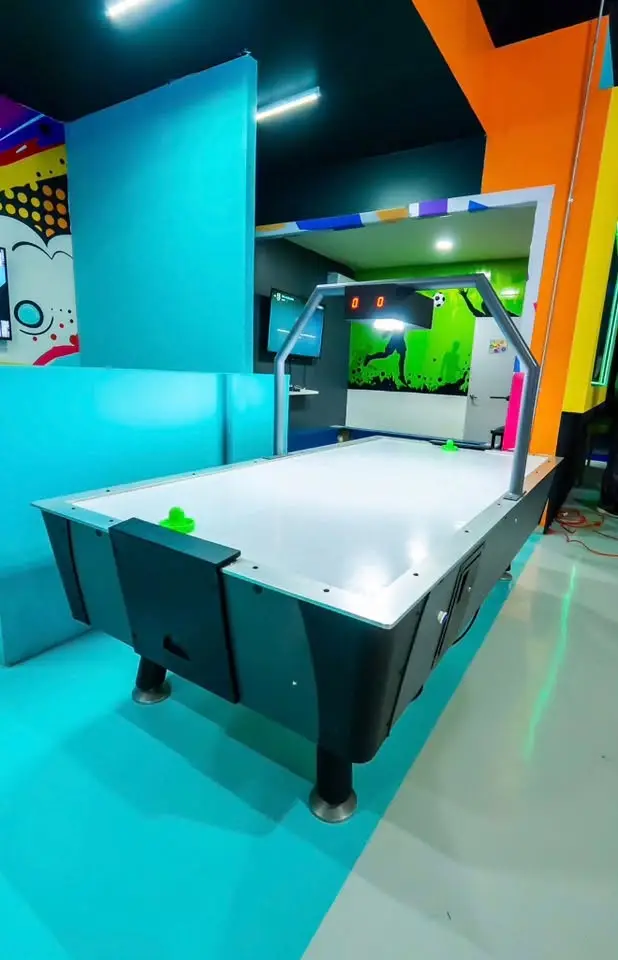 Air hockey